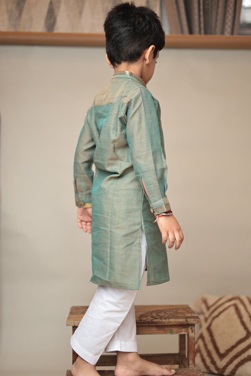 MINI VAANA Mangalgiri Knee-Length Kurta set