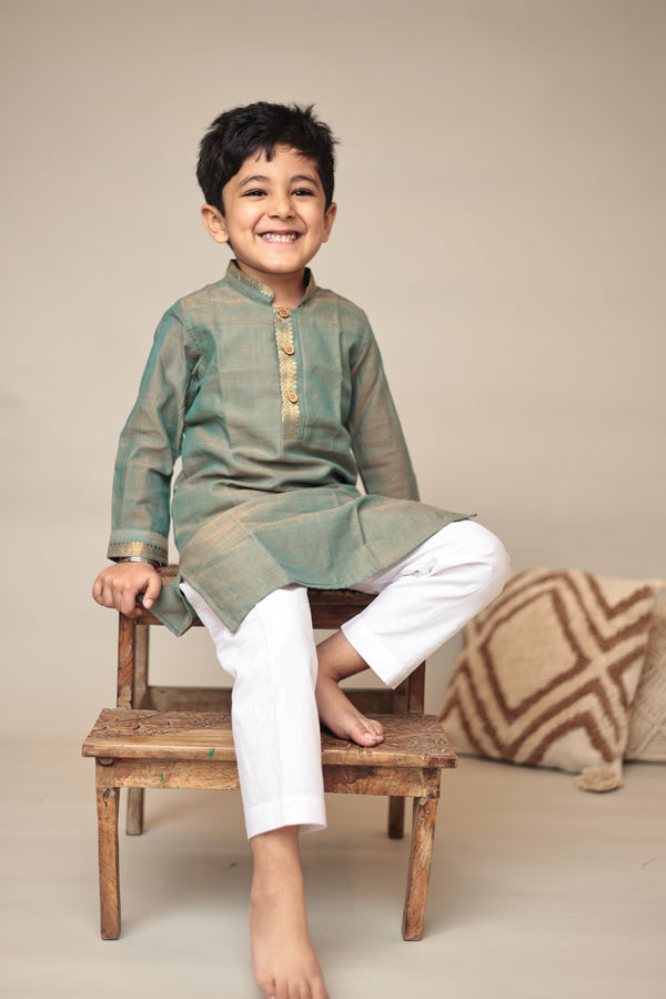 MINI VAANA Mangalgiri Knee-Length Kurta set
