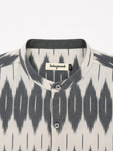 SMOKE : Ikat Grey & Half White Full-sleeve Shirt