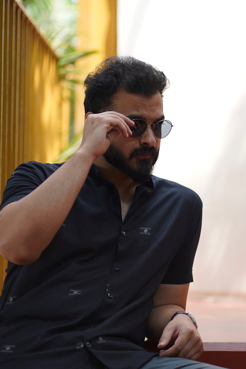 Aranya : Jamdani Black Half-sleeve Shirt