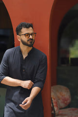 FLINT : Black Handwoven Cotton Kurta
