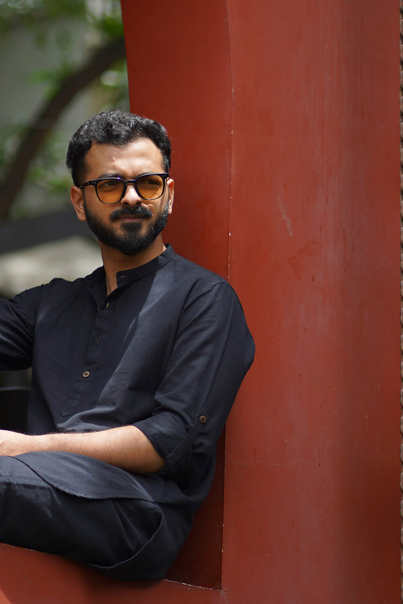 FLINT : Black Handwoven Cotton Kurta