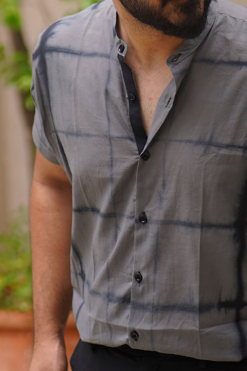 Graphite : Tie & Dye Grey Half-sleeve Shirt