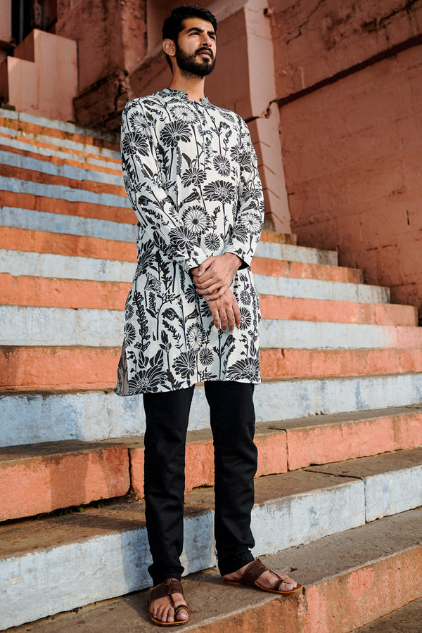 Gulshan : Screen Print Mulmul White Knee-Length Kurta Set