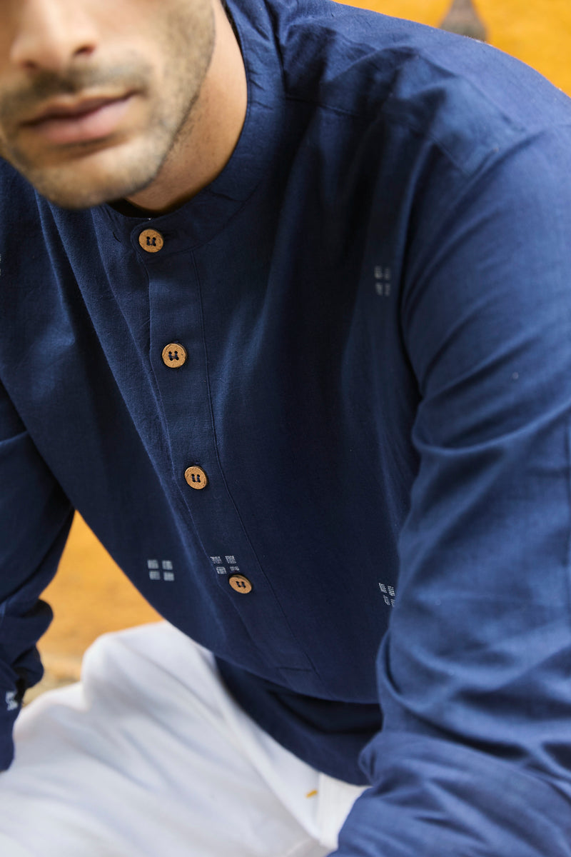 Vaari : Jamdani Deep Blue short kurta