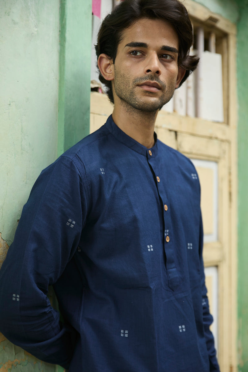 Vaari : Jamdani Deep Blue short kurta