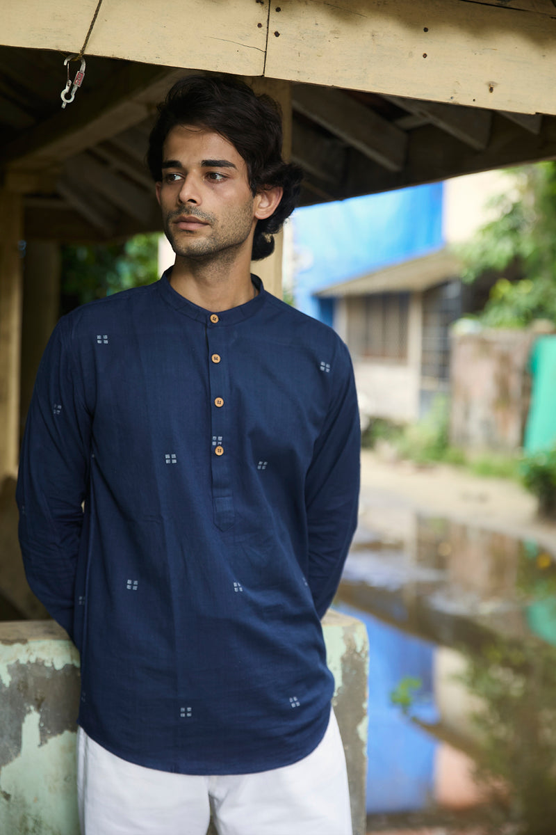 Vaari : Jamdani Deep Blue short kurta